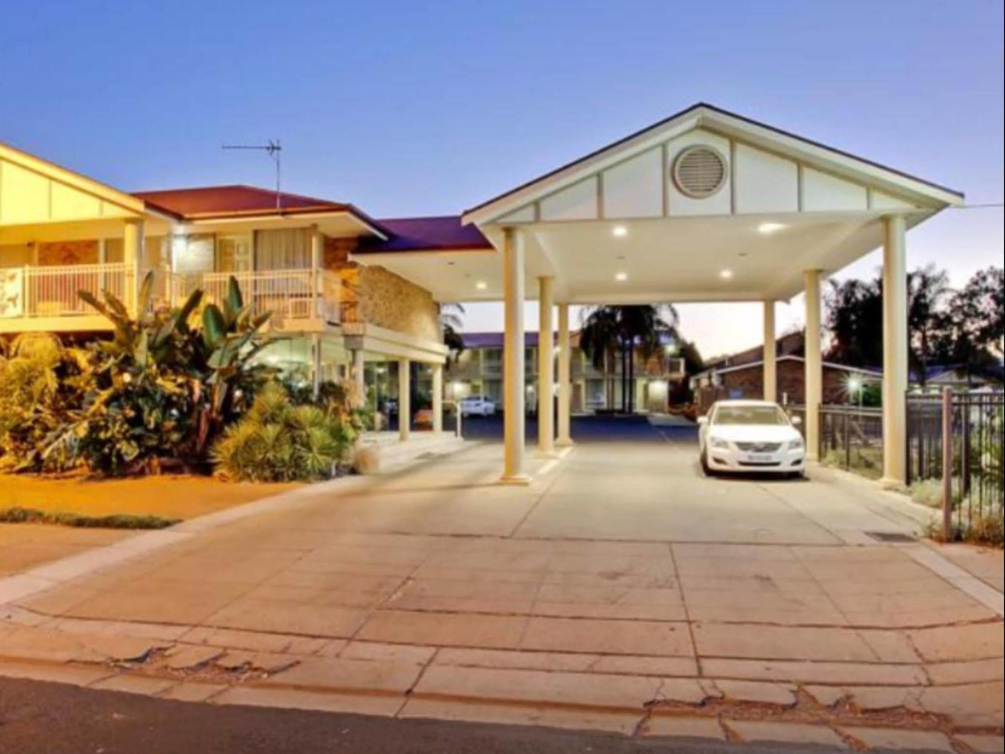 The Oxley Motel Dubbo Exterior photo